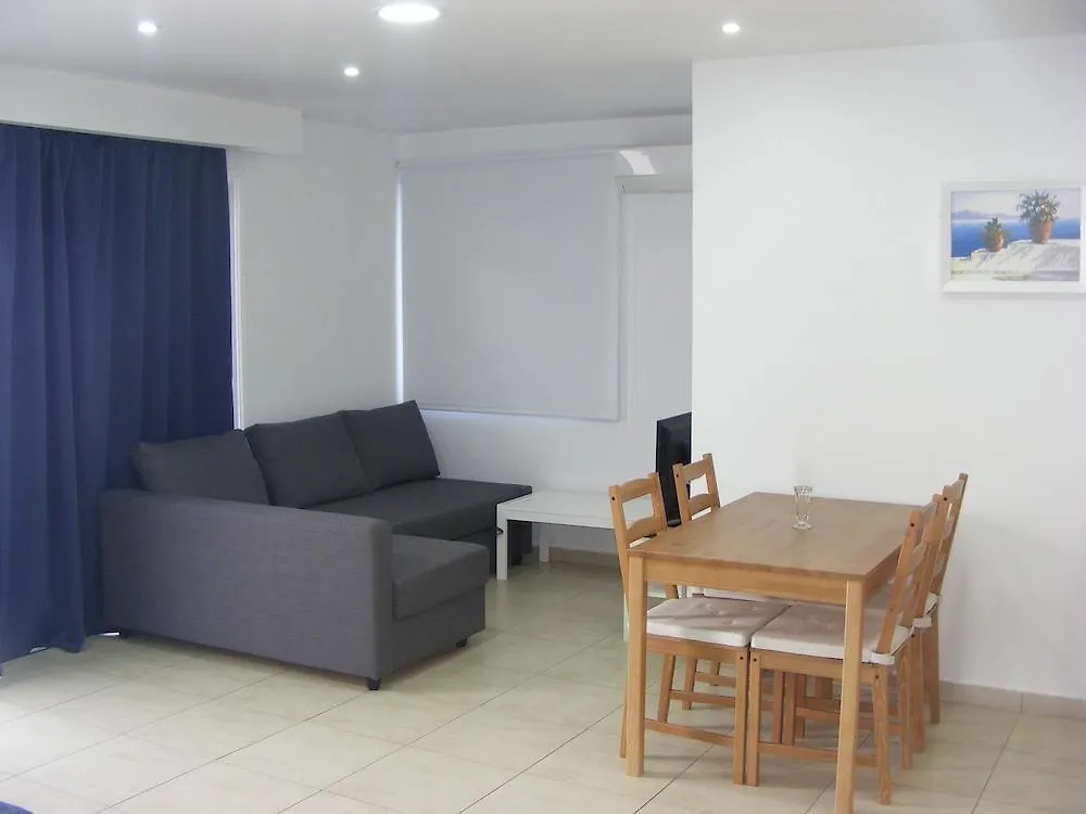 Aparthotel Sun Hall Beach Hotel Apartments Larnaca