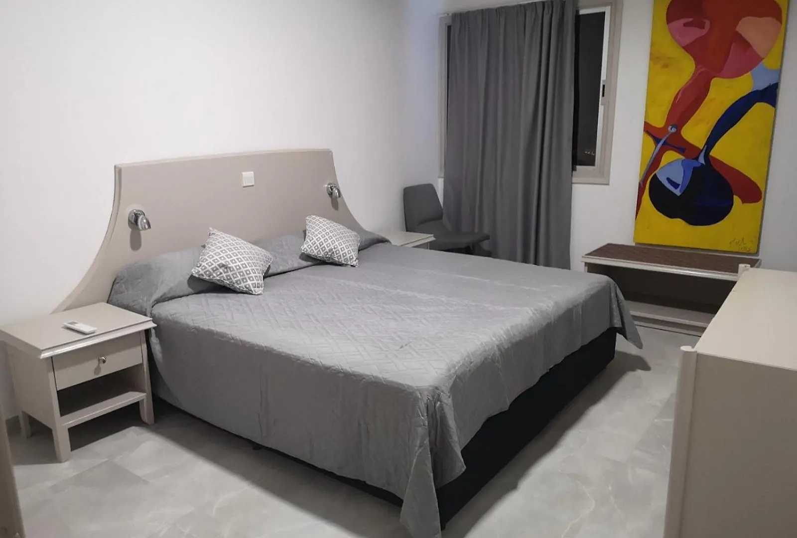Aparthotel Sun Hall Beach Hotel Apartments Larnaca