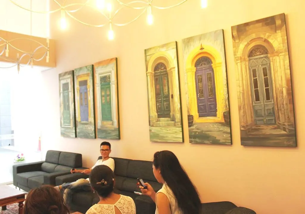 Sun Hall Beach Hotel Apartments Larnaca 3*,