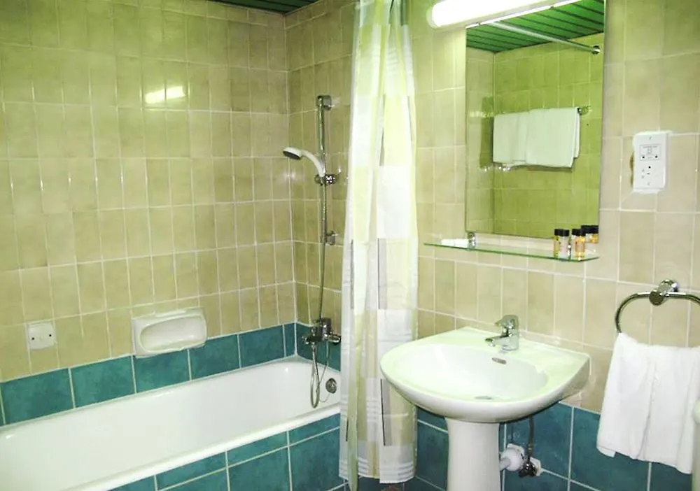 Sun Hall Beach Hotel Apartments Larnaca Aparthotel