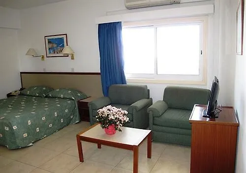 Sun Hall Beach Hotel Apartments Larnaca Cipru