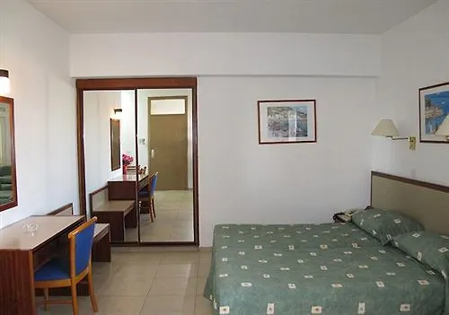 Sun Hall Beach Hotel Apartments Larnaca 3*,  Cyprus